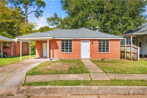 2230 Albert St, Alexandria, LA, 71301-5214 | Card Image