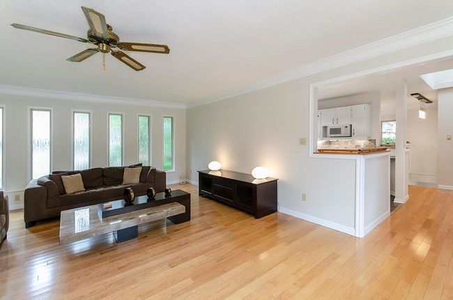 4325 Raeburn Street, House other with 4 bedrooms, 2 bathrooms and 4 parking in North Vancouver BC | Image 6