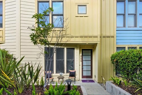866 Altaire Walk, Palo Alto, CA, 94303-4642 | Card Image