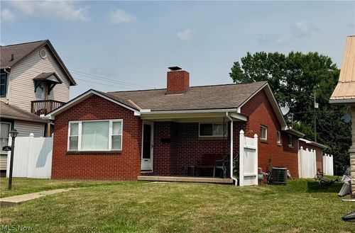 1014 Denman Avenue, Coshocton, OH, 43812 | Card Image