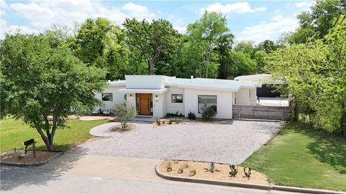 805 Vine St, Bryan, TX, 77802-4350 | Card Image