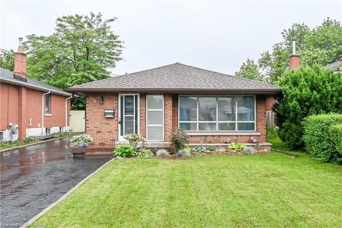 upper-unit-738 Mohawk Rd E, Hamilton, ON, L8T2R1 | Card Image