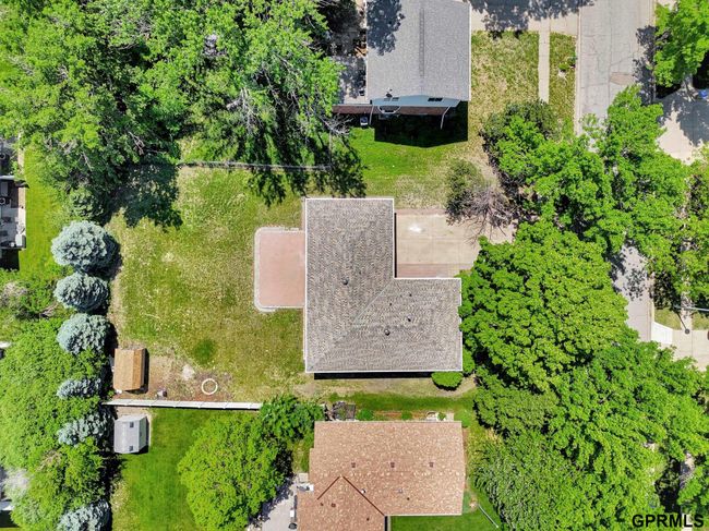3940 N 17 Th St, House other with 4 bedrooms, 3 bathrooms and 2 parking in Lincoln NE | Image 40