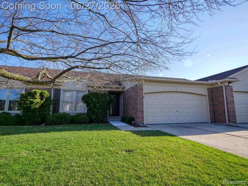 387-15908 Plymouth Dr, Clinton Township, MI, 48038-1048 | Card Image