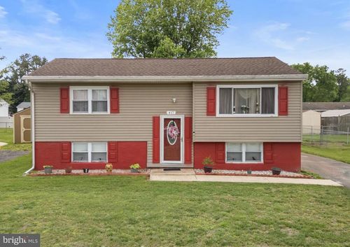 417 Paul Dr, SMYRNA, DE, 19977-1027 | Card Image