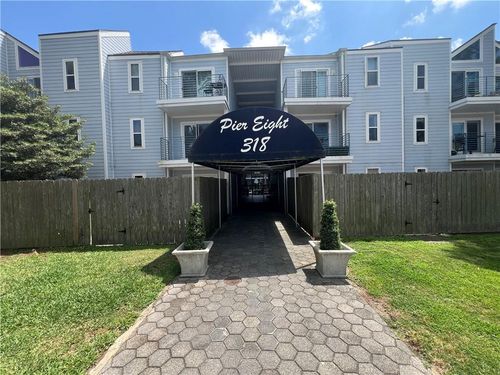305-318 Lake Marina Ave, New Orleans, LA, 70124-1674 | Card Image
