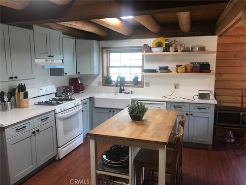 1709 Bernina Dr, Pine Mountain Club, CA, 93222-4143 | Card Image