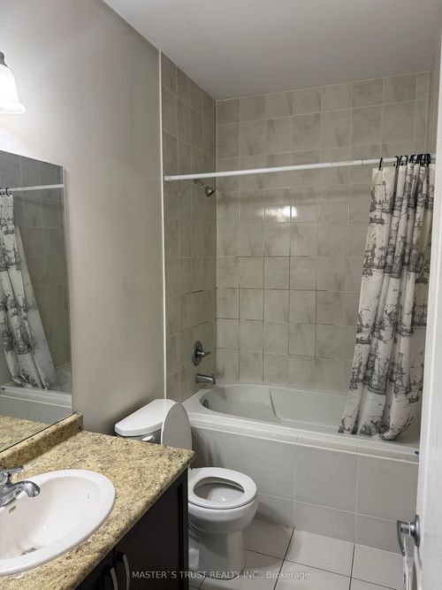 5 Country Wide Crt Court, Vaughan, ON, L6A1W7 | Card Image