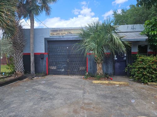 839 Foster Rd, Hallandale Beach, FL, 33009-2119 | Card Image