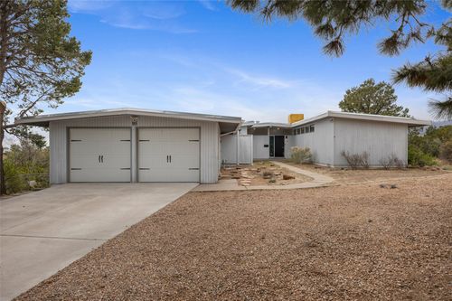 95 Tecolote, Los Alamos, NM, 87544 | Card Image