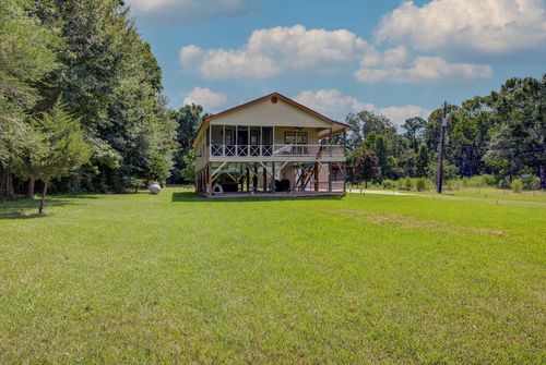 233 S Bailey St, Trinity, TX, 75862-9178 | Card Image