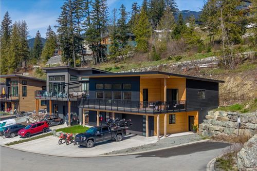 3011 Tenquille Pl, Pemberton, BC, V0N2L3 | Card Image