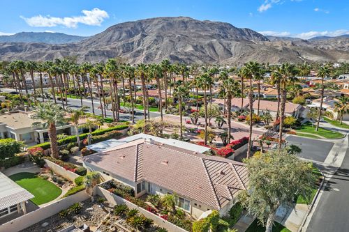 2 Vistara Dr, Rancho Mirage, CA, 92270-4812 | Card Image