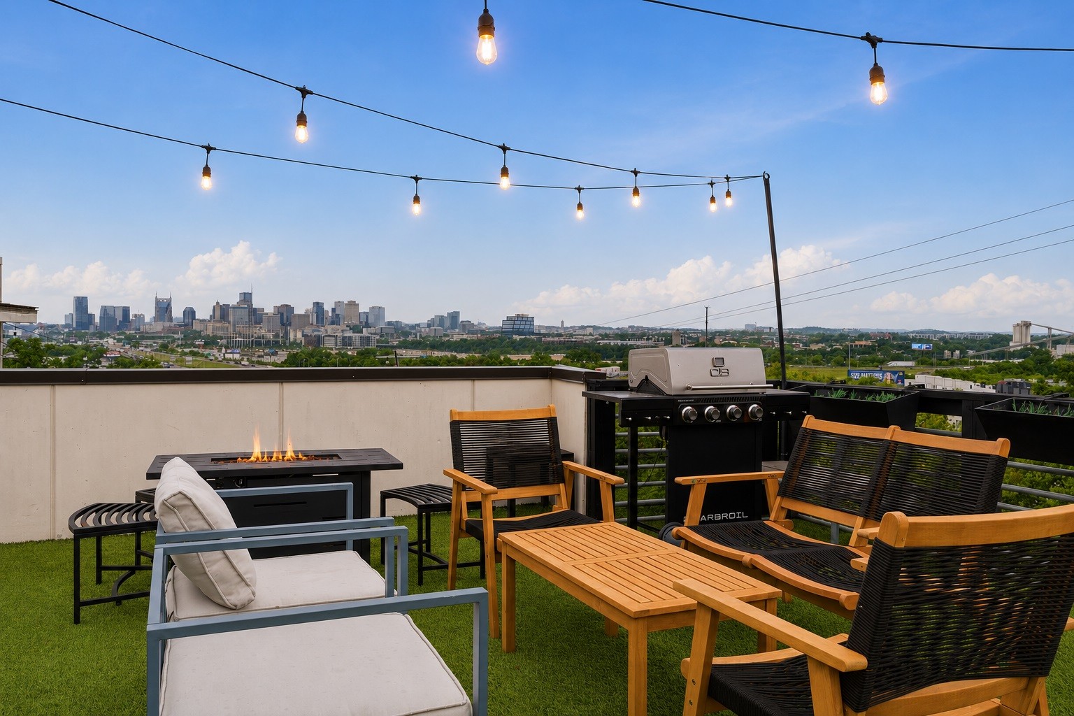 Commercial Sale in Nashville