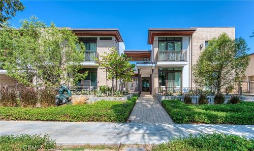203-125 Hurlbut Street, Pasadena, CA, 91105 | Card Image