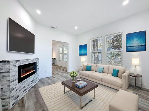 644 Willow Branch Ave, JACKSONVILLE, FL, 32205-5652 | Card Image