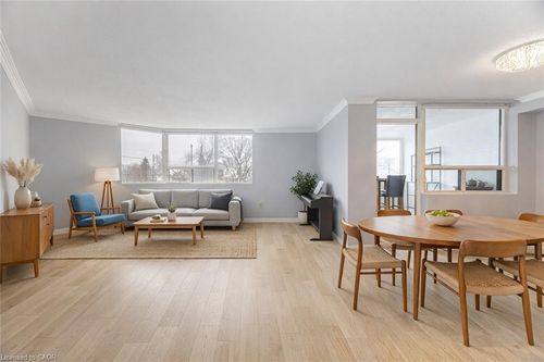 201-166 Mountain Park Ave, Hamilton, ON, L8V1A1 | Card Image