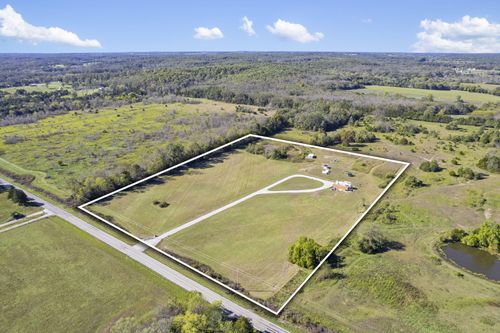 11499 State Hwy W, Elkland, MO, 65644-8367 | Card Image