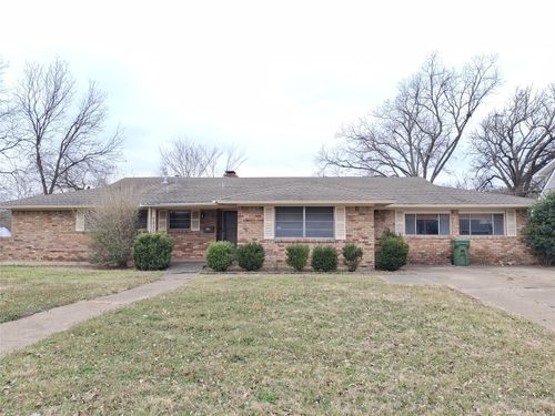 7232 Brooks Ave, Richland Hills, TX, 76118-5838 | Card Image