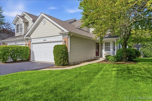 2012 Waverly Cir, St. Charles, IL, 60174-5872 | Card Image