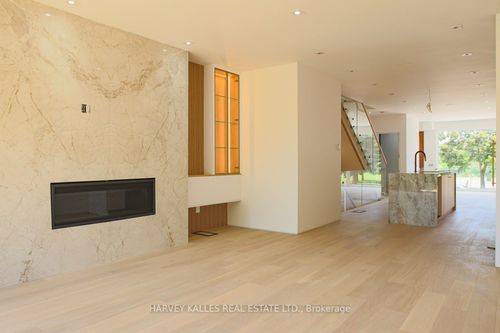 2970A Bayview Ave, Toronto, ON, M2N5K7 | Card Image