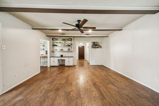403 N Baugh St, House other with 3 bedrooms, 2 bathrooms and null parking in Alvarado TX | Image 9