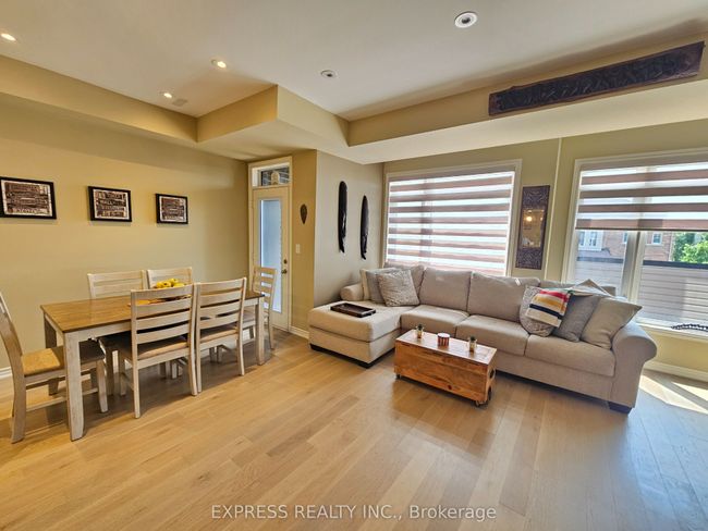 279 Moody Dr, House attached with 3 bedrooms, 3 bathrooms and 2 parking in Kleinburg ON | Image 14