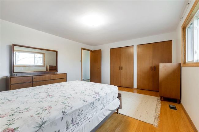 383 Forest Hill Dr, House other with 3 bedrooms, 2 bathrooms and 3 parking in Kitchener ON | Image 23