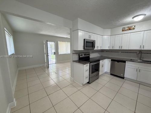 0-13300 Ne 10th Ave, North Miami, FL, 33161-4106 | Card Image