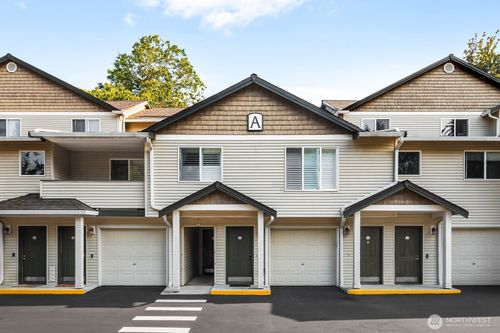 a102-14335 Simonds Rd Ne, Kirkland, WA, 98034-9209 | Card Image