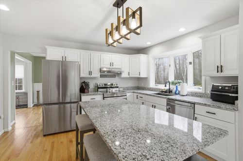 10 Upton Rd, Mont Vernon, NH, 03057-1512 | Card Image
