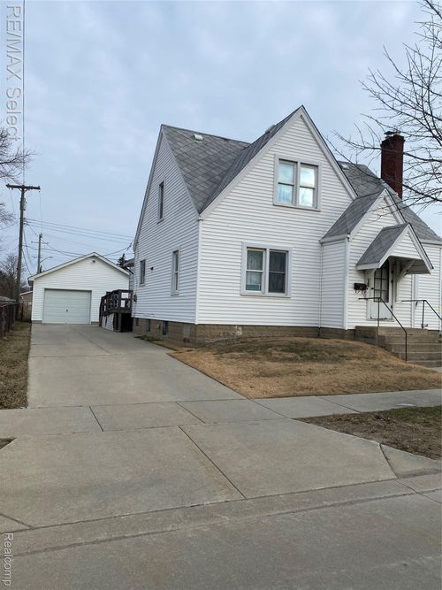 51 Runnels Street, Port Huron, MI, 48060 | Card Image