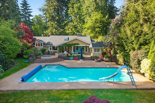 537 Eastcot Rd, West Vancouver, BC, V7S1E5 | Card Image