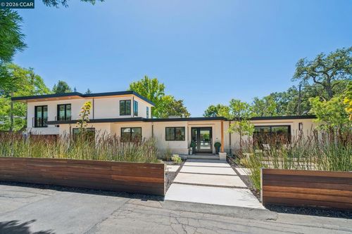 3646 Happy Valley Rd, Lafayette, CA, 94549-3046 | Card Image
