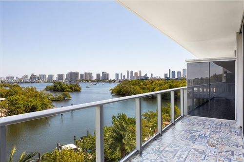 506-16385 Biscayne Blvd, Aventura, FL, 33160-5456 | Card Image