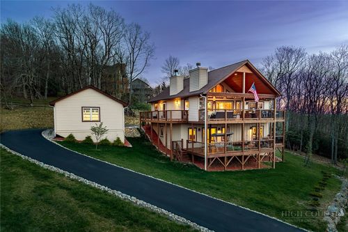 1161 Grandview Drive Ext, Boone, NC, 28607-5669 | Card Image