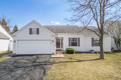 319 W Streamwood Blvd, Streamwood, IL, 60107-2333 | Card Image