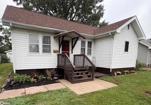 2108 S 16th St, Burlington, IA, 52601-3328 | Card Image