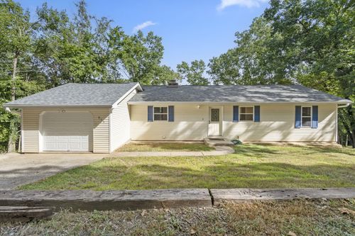915 Valley View Dr, Branson, MO, 65616-2334 | Card Image