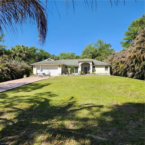 381 8th St Ne, Naples, FL, 34120 | Card Image