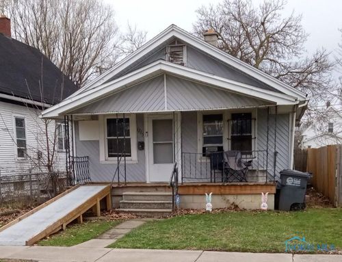 1215 Woodstock Ave, Toledo, OH, 43607-3773 | Card Image