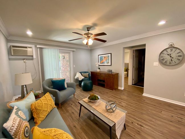 APT-15 - 1314 Smithtown Ave, Condo with 1 bedrooms, 1 bathrooms and null parking in Bohemia NY | Image 4