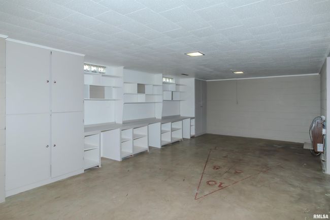 501 W High St, House other with 3 bedrooms, 2 bathrooms and null parking in Roanoke IL | Image 52