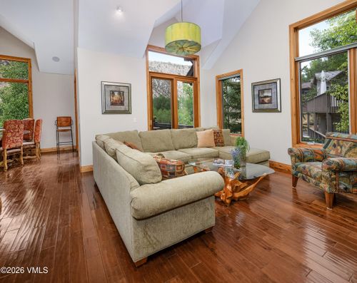 982 June Creek Rd, Edwards, CO, 81632-5307 | Card Image