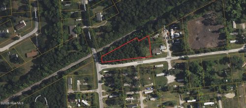 109 Shady St, Midway Park, NC, 28544-1711 | Card Image