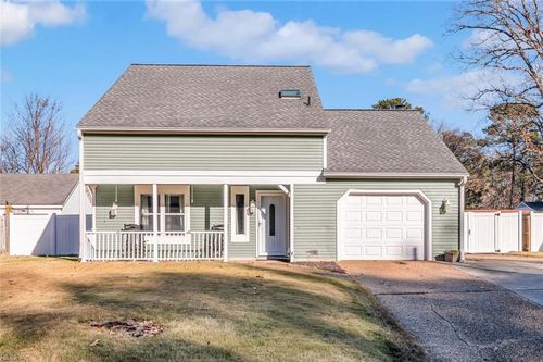 184 Coventry Ln, Newport News, VA, 23602-7378 | Card Image