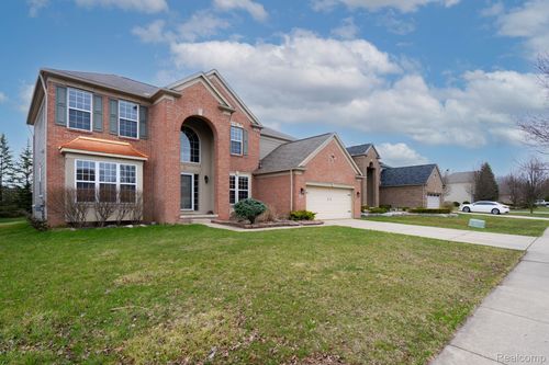 4286 Merriman Loop, Howell, MI, 48843-5212 | Card Image