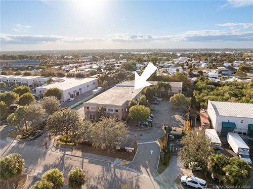 2580 Se Willoughby Boulevard, Stuart, FL, 34994 | Card Image