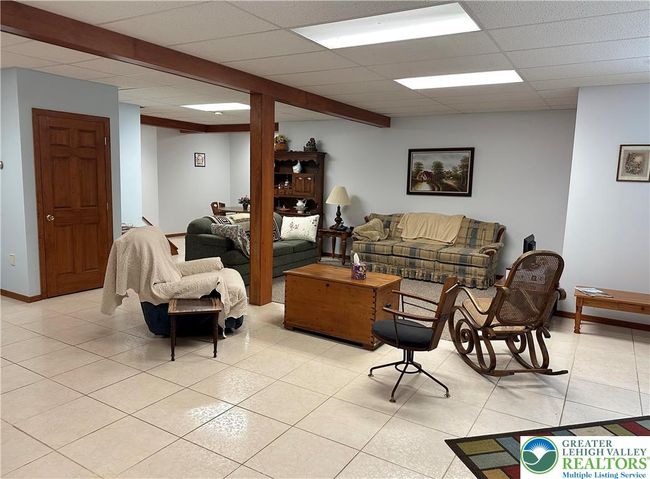 1437 Nectarine Rd, House other with 6 bedrooms, 4 bathrooms and null parking in DANIELSVILLE PA | Image 21