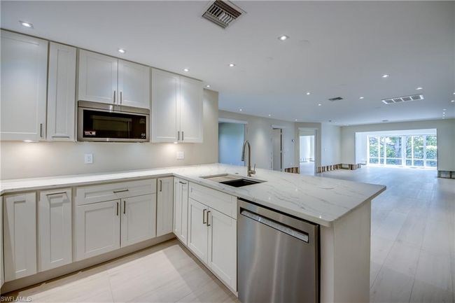 17731 Rebecca Ave, House other with 3 bedrooms, 2 bathrooms and 1 parking in FORT MYERS BEACH FL | Image 11